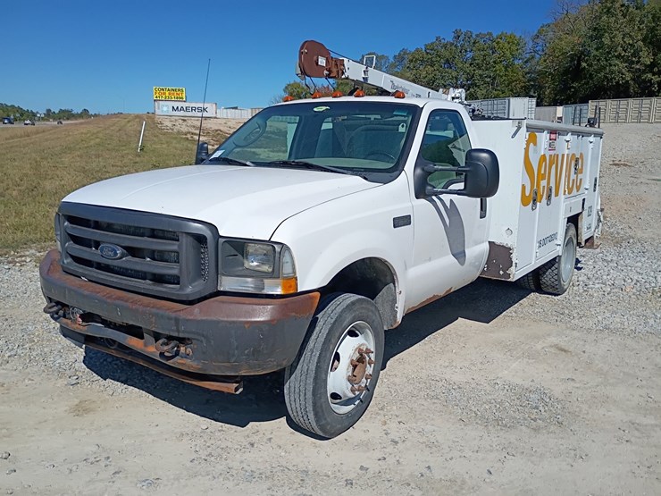 2003-ford-f550-image-1