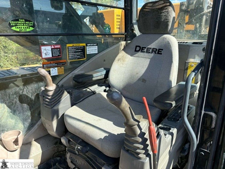 2010-john-deere-450-image-8
