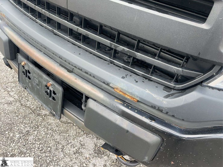 2019-ford-f150-image-28