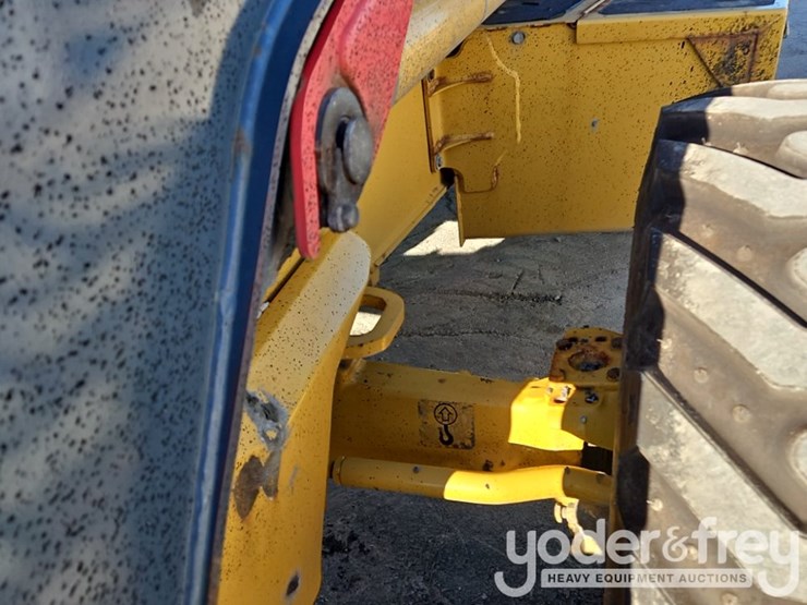 2018-deere-410l-image-20