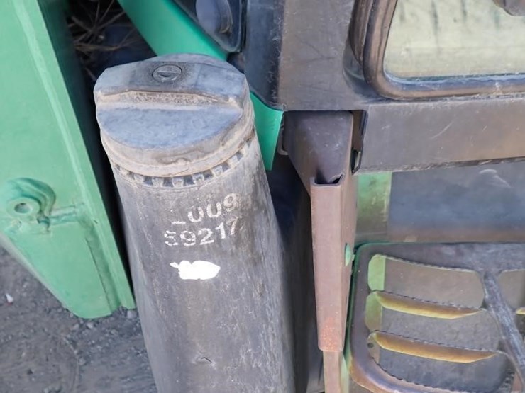 john-deere-6420-image-17