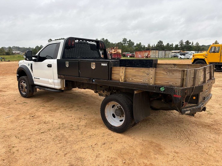 2017-ford-f450-sd-image-2