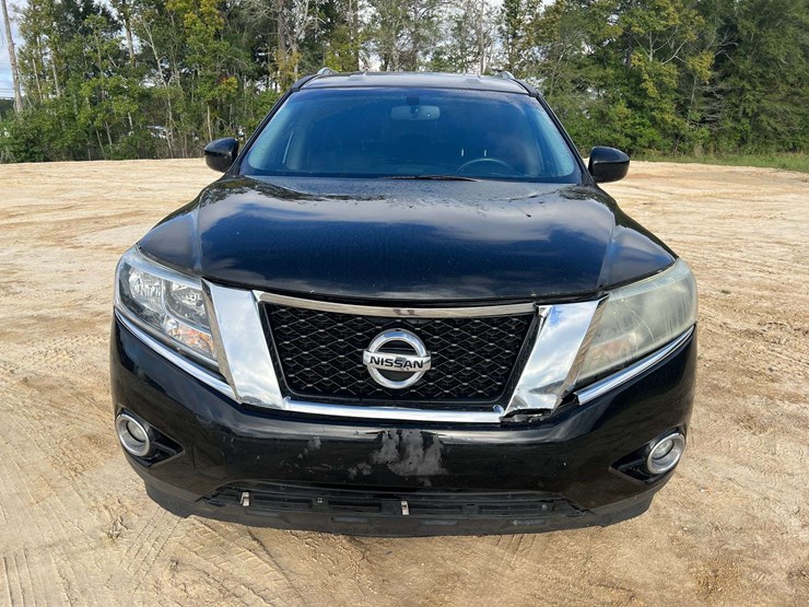 2016-nissan-pathfinder-image-5