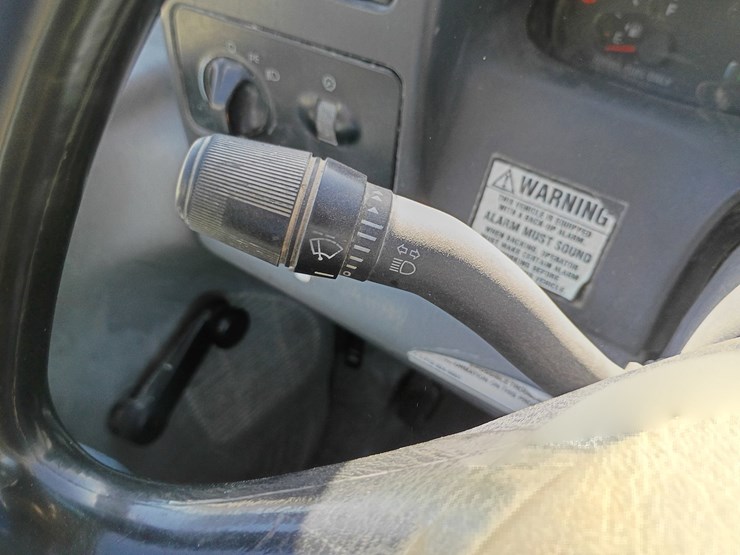 2003-ford-f550-image-49