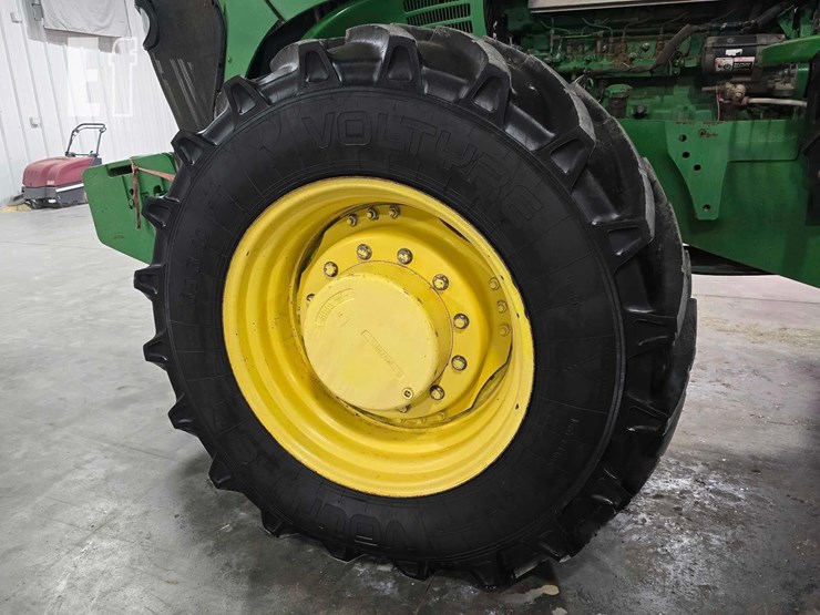 2011-john-deere-7830-image-21