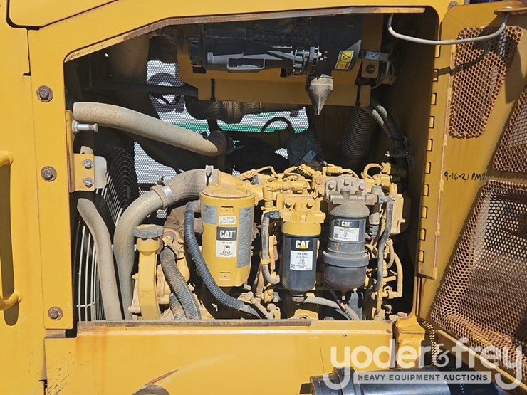 2018-caterpillar-d5k-image-12