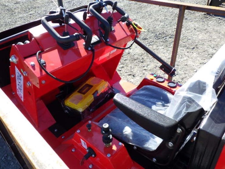 2026-agt-sda-140t-skid-steer-tracked-loader-image-12