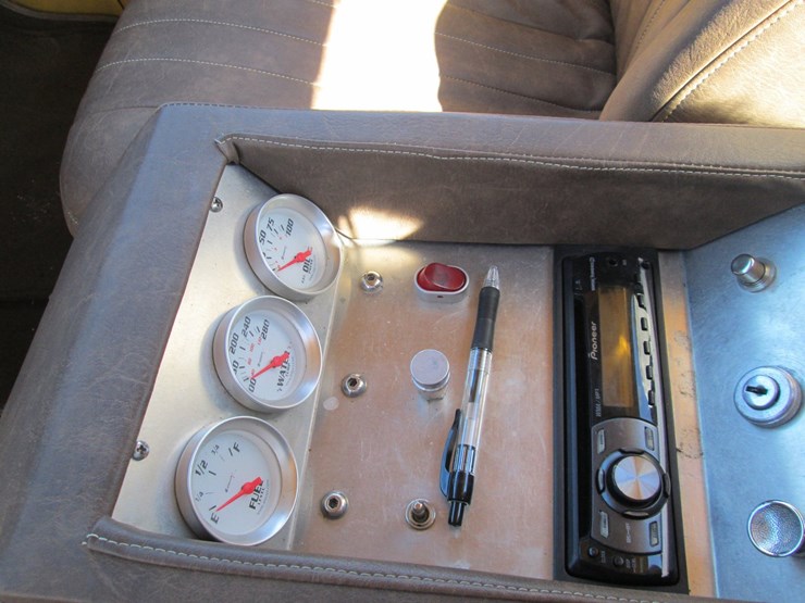 1958-chevrolet-3500-image-22