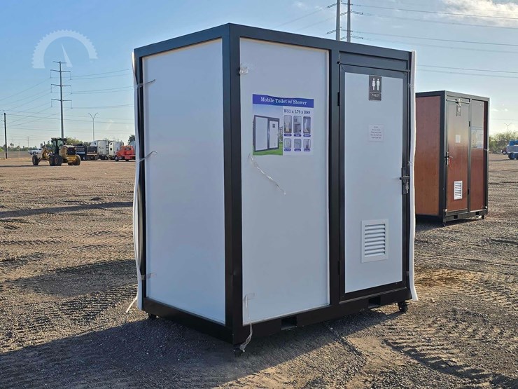 mobile-toilet-with-shower-image-2