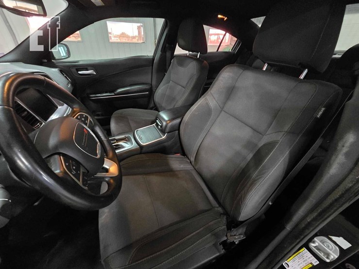 2018-dodge-charger-image-9