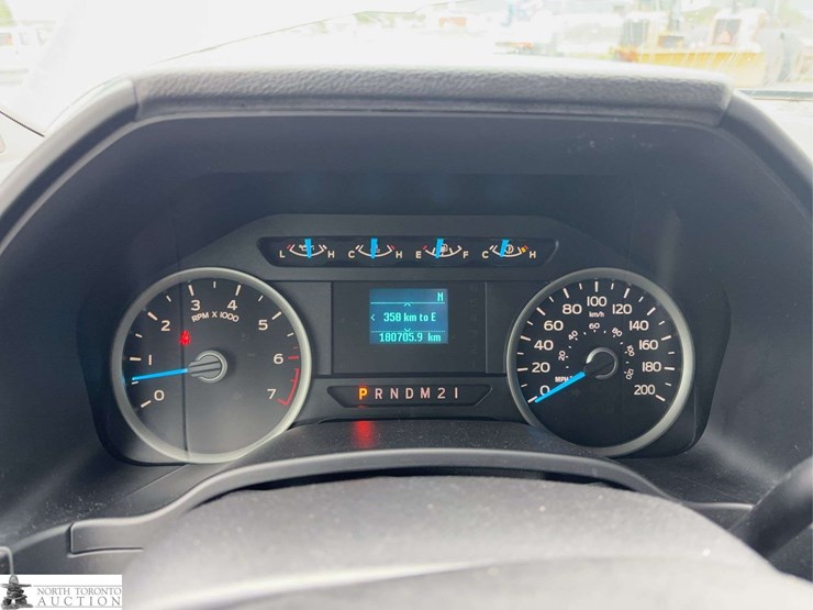 2017-ford-f150-image-11