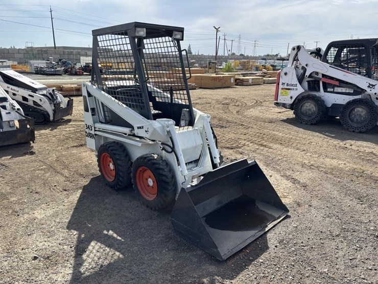 bobcat-343-image-2