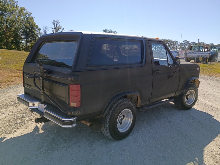 1980-ford-bronco-image-9