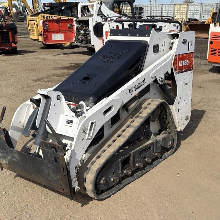 2019 BOBCAT MT85