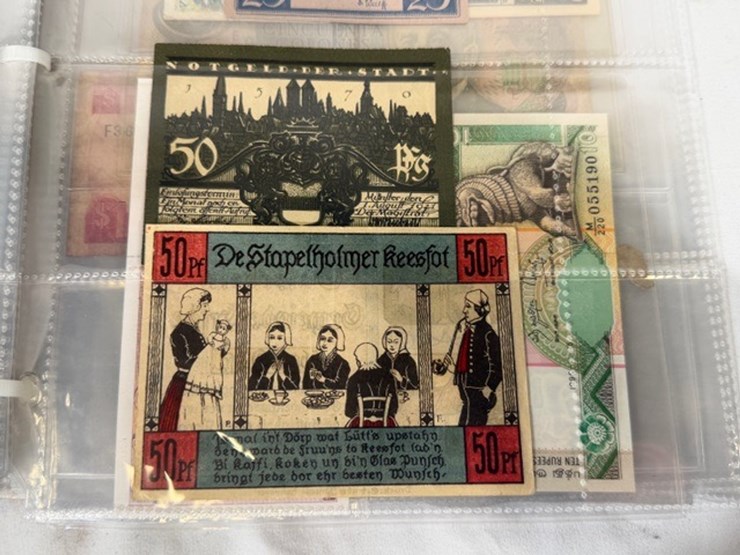 #40308-•-foreign-currency-bank-notes-image-155