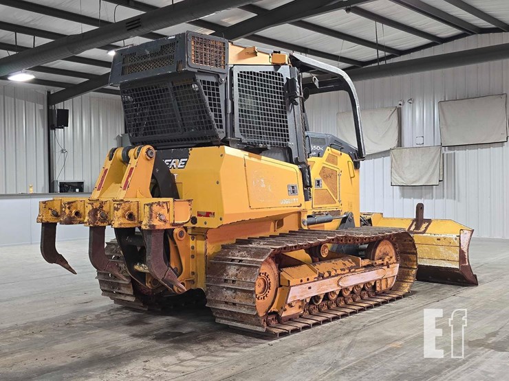 2022-deere-650k-lgp-image-3