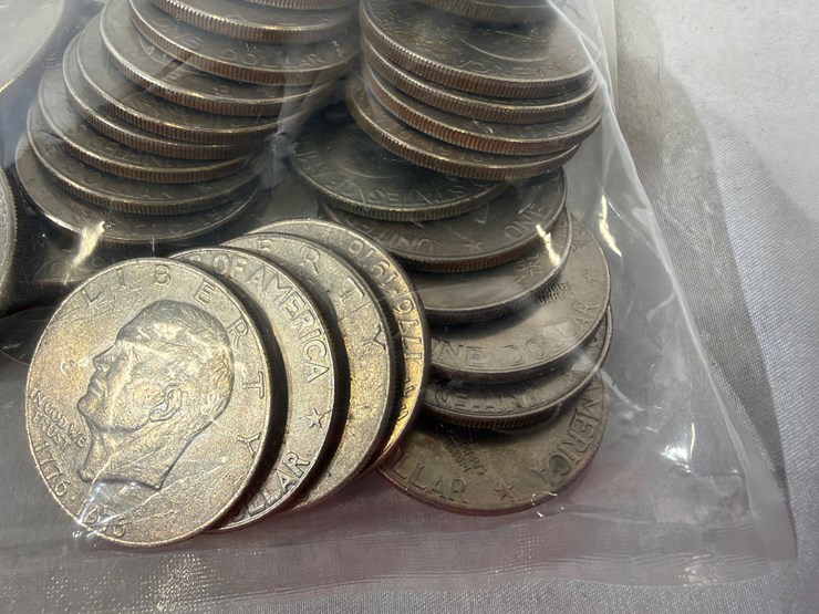 #40148-•-(50)-1970s-bicentennial-dollar-coins-image-13