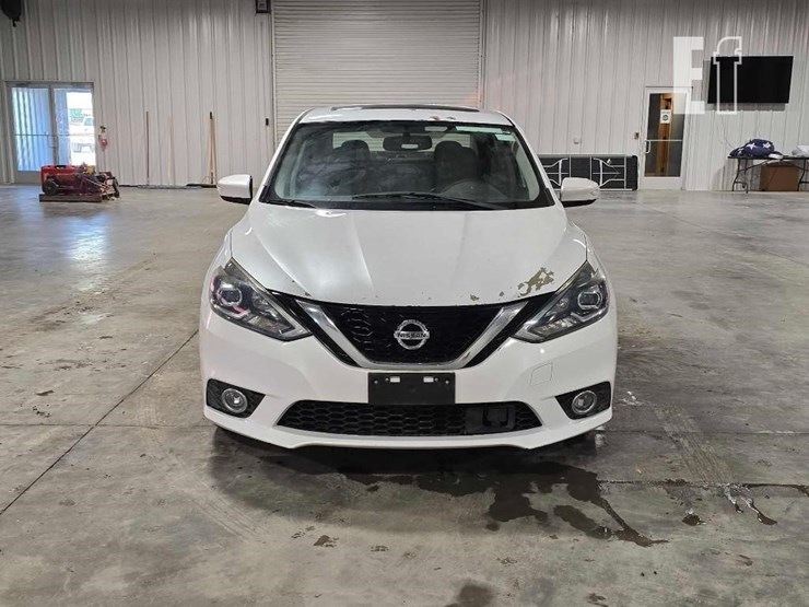 2017-nissan-sentra-image-7