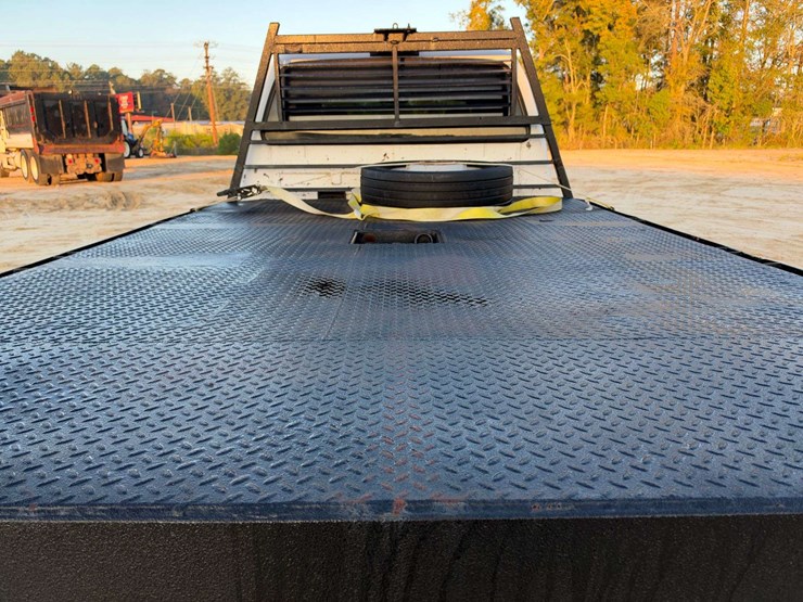 2007-ford-f550-image-15