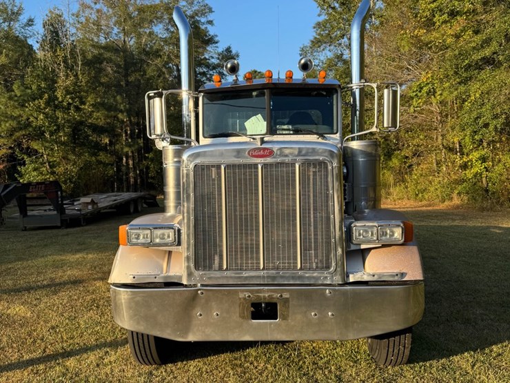 2006-peterbilt-379-image-5