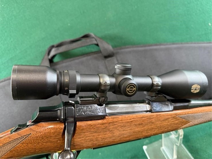 browning-medallion-a-bolt-30-06-sprg-rifle-image-17