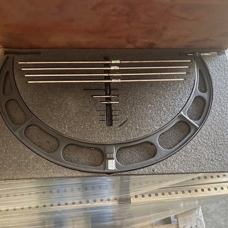 #77 • OUTSIDE MICROMETER 20-24INCH