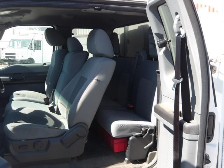 2011-ford-f450-image-22
