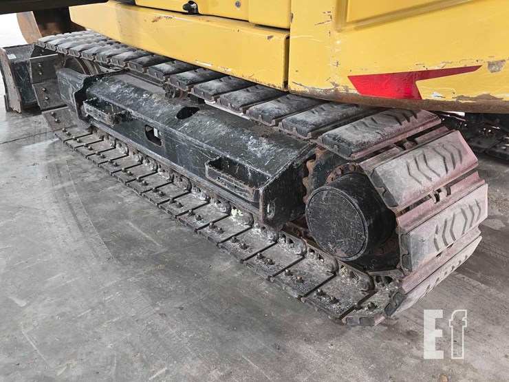 2021-caterpillar-307.5-image-34