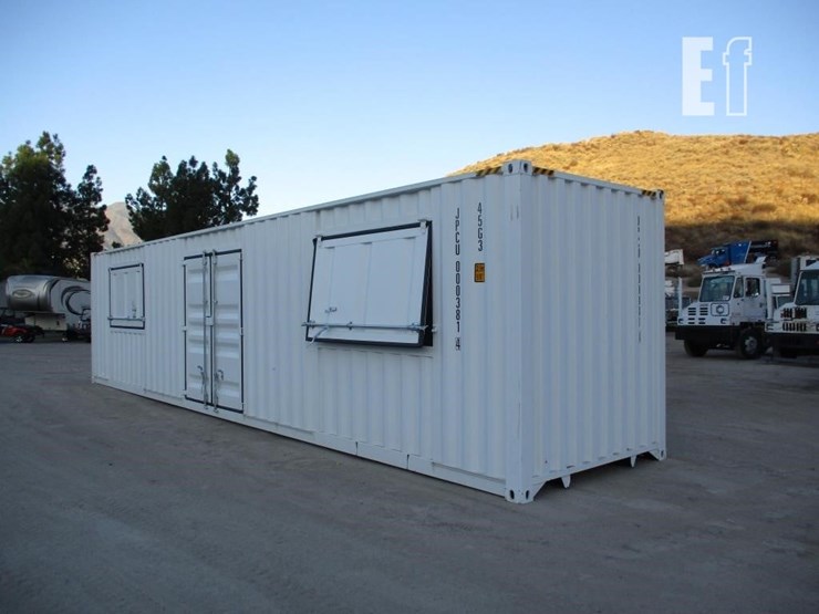40'-shipping-container-image-4