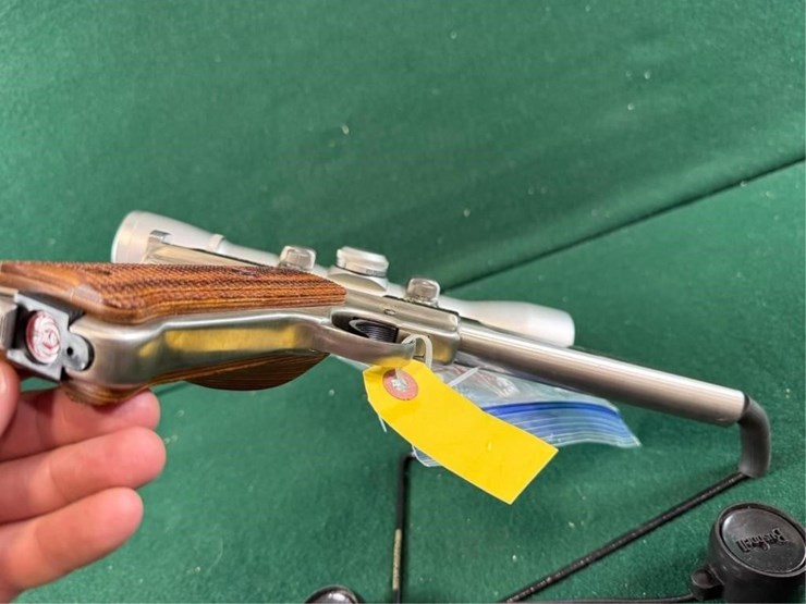 ruger-mark-ii-target-22lr-pistol-image-8