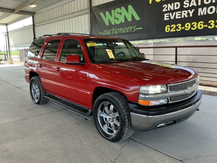 2002-chevrolet-tahoe-image-2