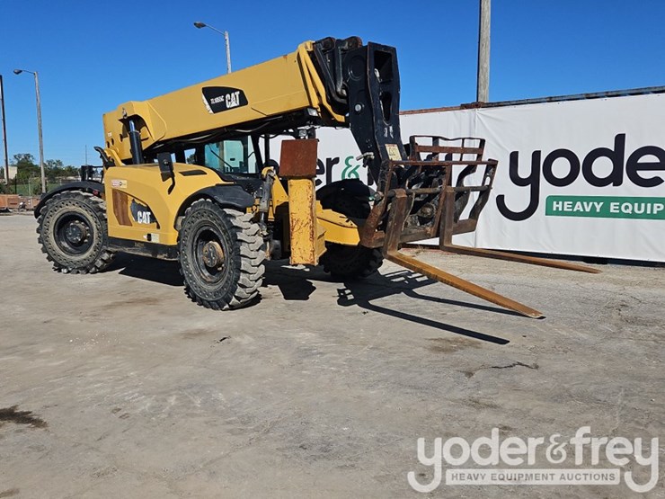 2014-caterpillar-tl1055c-image-7