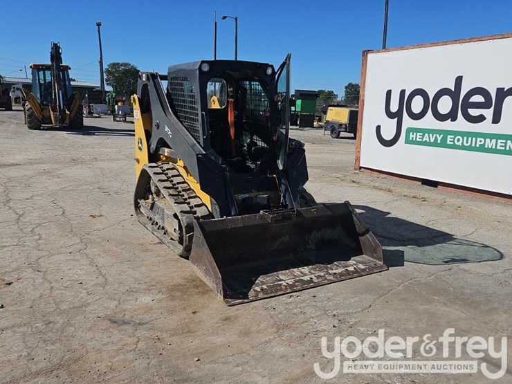 2019-deere-317g-image-8