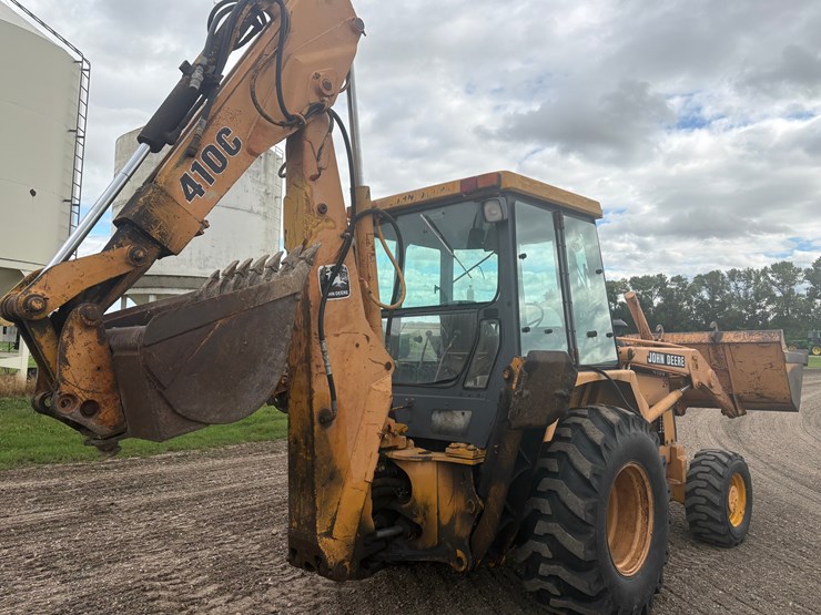2013-john-deere-410-image-9