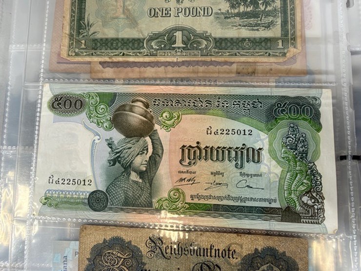 #40310-•-foreign-currency-bank-notes-image-94