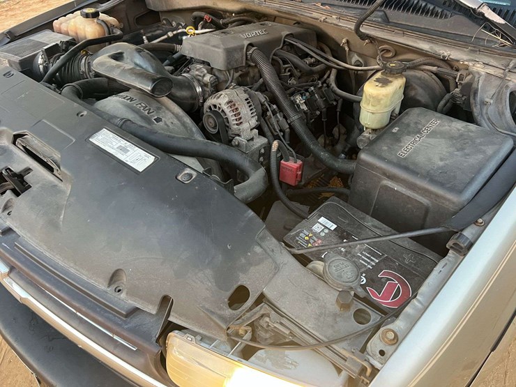 1999-chevrolet-silverado-1500-ls-image-7