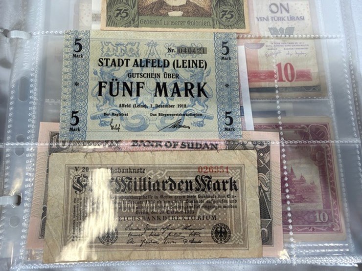 #40311-•-foreign-currency-bank-notes-image-71