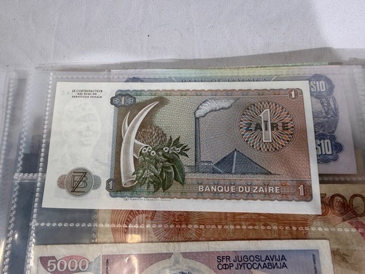 #40309-•-foreign-currency-bank-notes-image-83