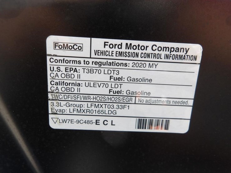 2020-ford-explorer-image-7