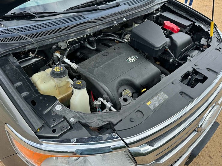 2014-ford-edge-image-17
