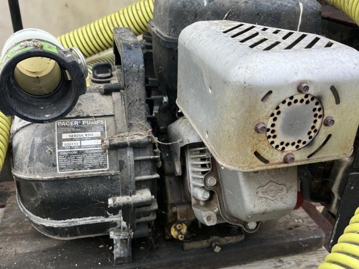 550-gallon-tank-&-pump-image-2