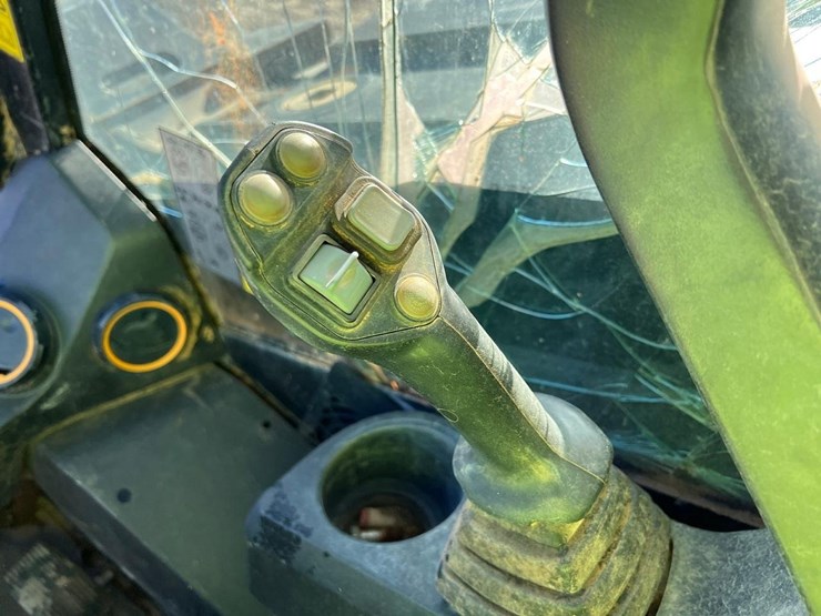 jcb-2ts-7t-image-17