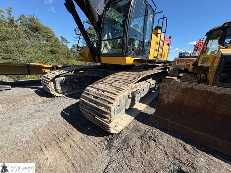 2010-john-deere-450-image-3