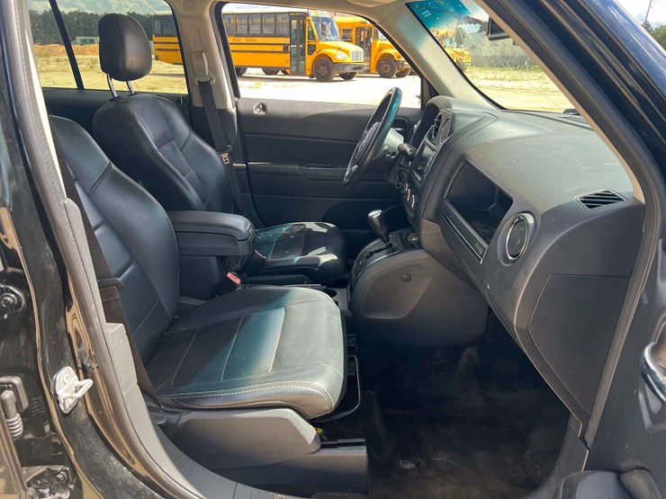 2016-jeep-patriot-image-18