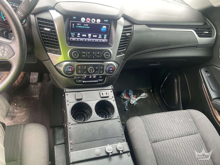 2018-chevrolet-tahoe-image-17