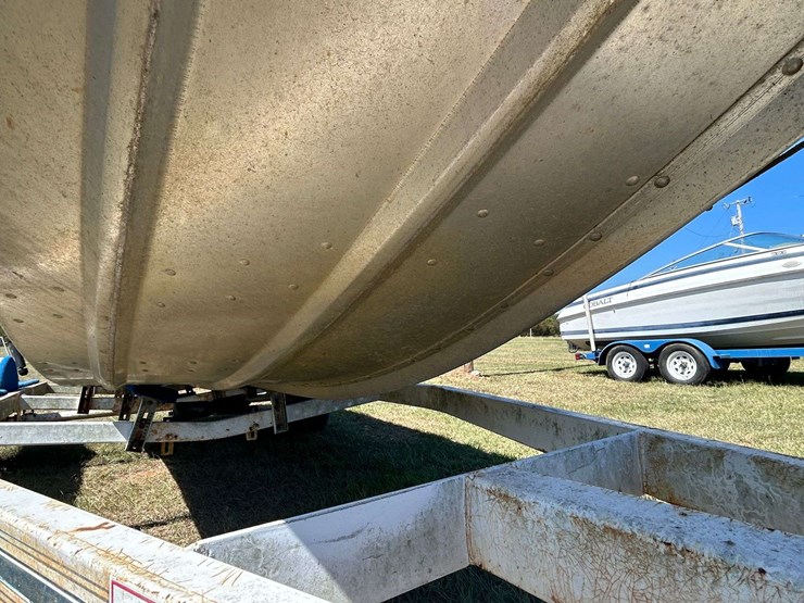 1994-bass-tracker-tx17-aluminum-bass-boat-w/-40-hp-mercury-&-trailer-image-20