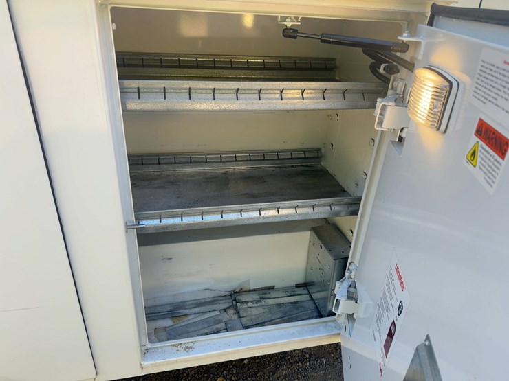 2019-utility-van-image-20