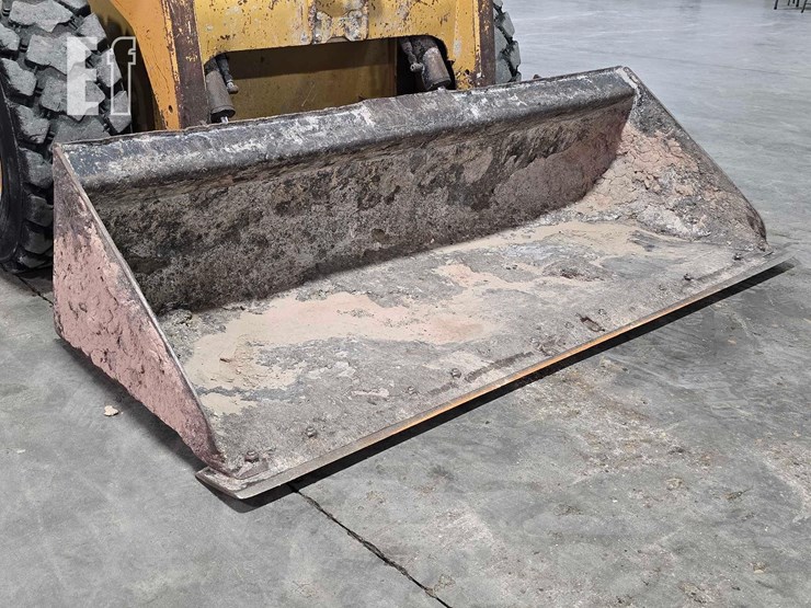 2012-caterpillar-252b3-image-10