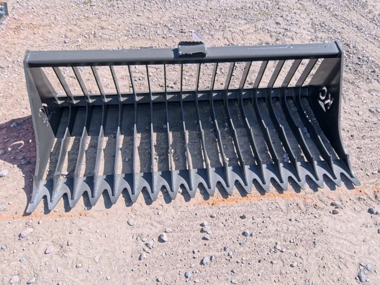 #3073-•-new-skid-steer-quick-attach-78-inch-high-sided-skeleton-bucket-image-4