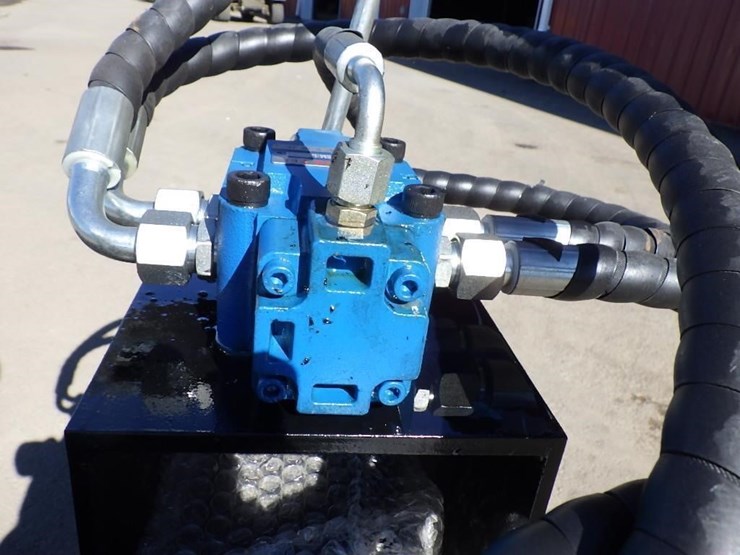 giyi-skid-steer-side-shift-log-splitter-image-8